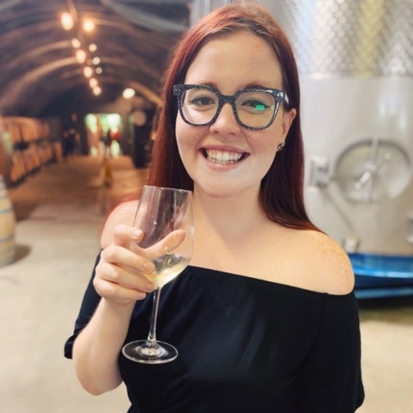 Meet your Posher, Cassidy - Picture 1 of 1